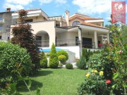 Exclusive family villa with swimming pool in a top location