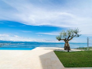Stone villa with infinity pool and unique sea views