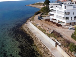 New luxury apartments by the sea