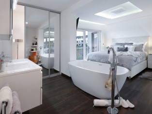Luxuriöse Smart-Penthouse mit großzügiger Ausstattung und atemberaubenden Sonnenuntergang 14