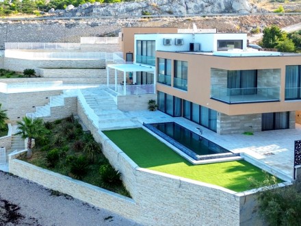 Enchanting designer villa near Zadar