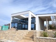 Villa with a great view to the sea