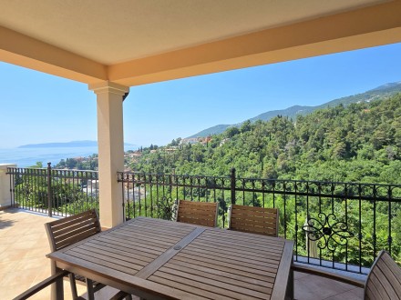 Provide unique apartment fully furnished