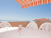House with four apartments 50 meters from the beach 5