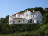 Haus für die große Familie mit großzügigen Terrassen und schönem Blick