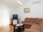 House with four apartments 50 meters from the beach 12