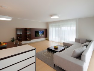 Luxuriöse, komplett eingerichtete Wohnung in Fussnähe zum Meer 11