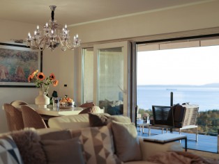 Luxuriöse Smart-Penthouse mit großzügiger Ausstattung und atemberaubenden Sonnenuntergang 11